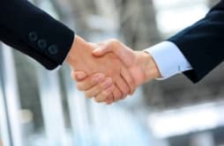 リツアンSTCのマージン率は業界最低水準！SES業界の平均と比較してみた